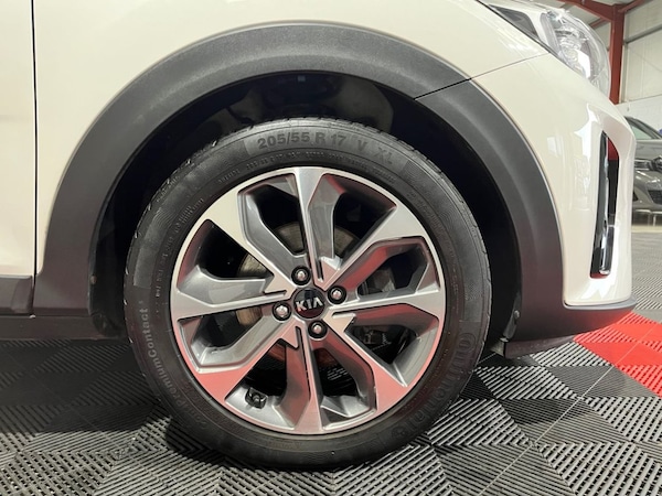 Used Kia Stonic 2019 for sale - 76236222: Photo 11