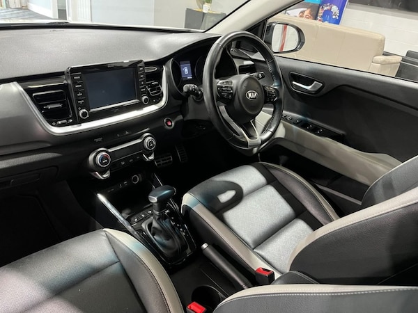 Used Kia Stonic 2019 for sale - 76236222: Photo 17