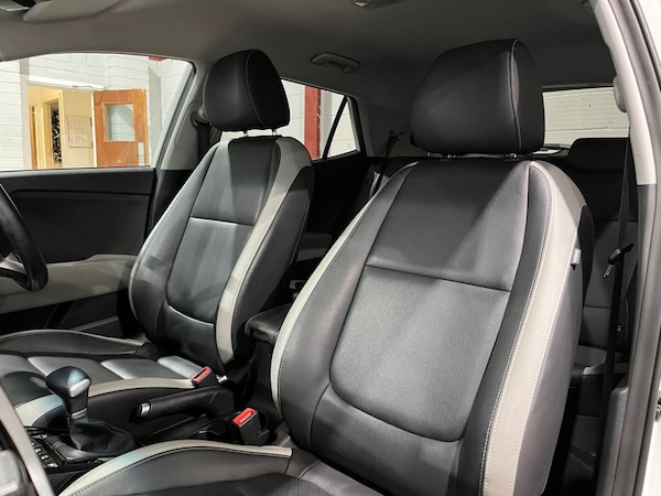 Used Kia Stonic 2019 for sale - 76236222: Photo 18