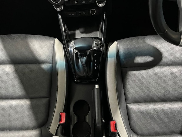 Used Kia Stonic 2019 for sale - 76236222: Photo 20