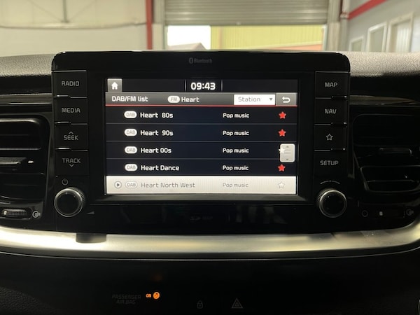 Used Kia Stonic 2019 for sale - 76236222: Photo 32