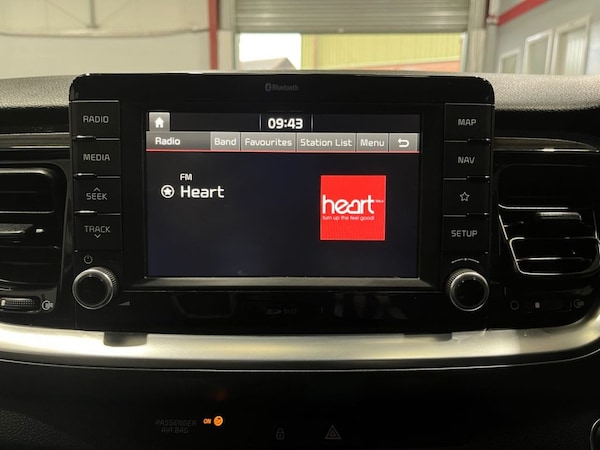 Used Kia Stonic 2019 for sale - 76236222: Photo 33