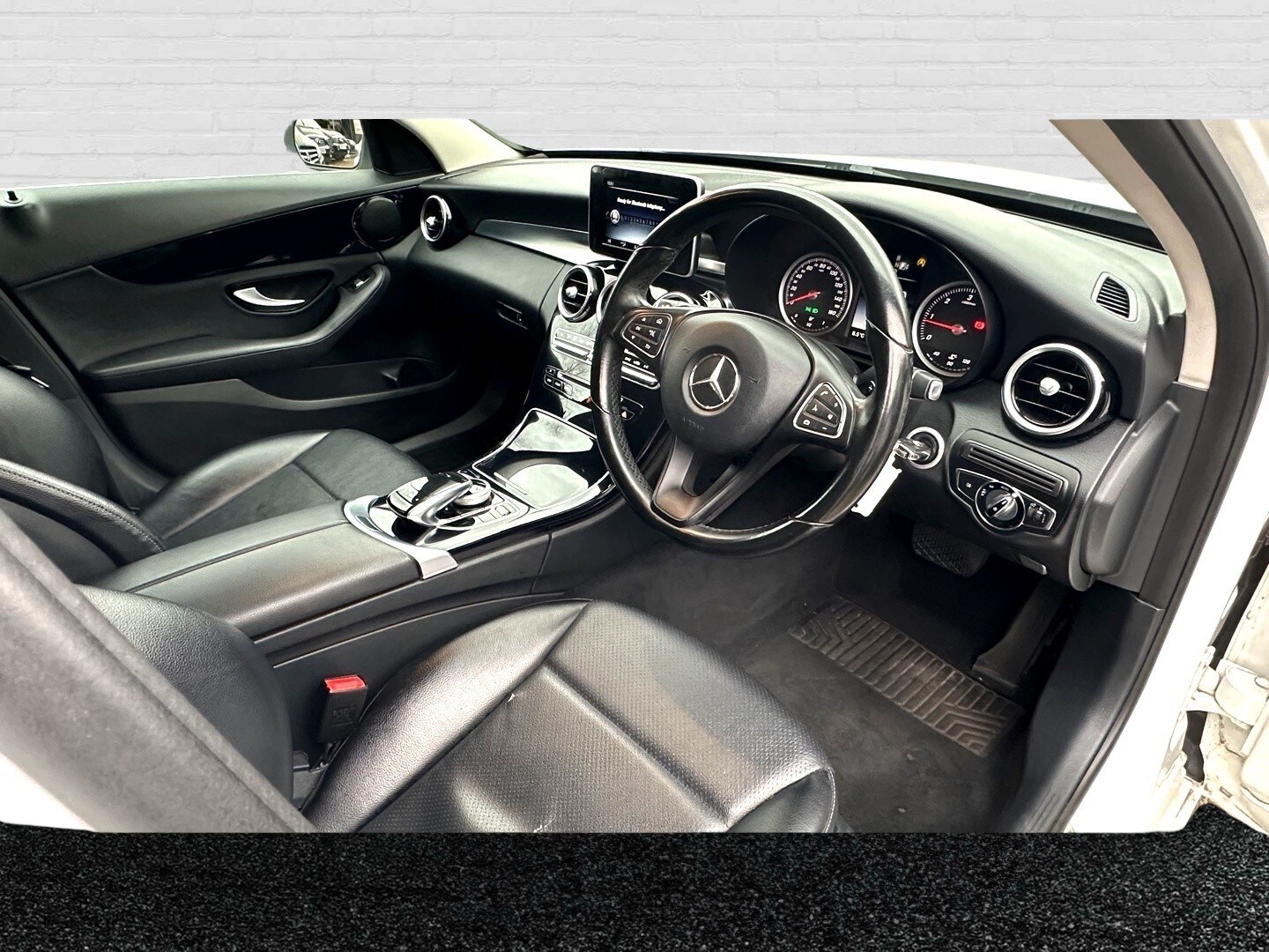 Used Mercedes-Benz C Class 2015 for sale - 78053275: Photo 13