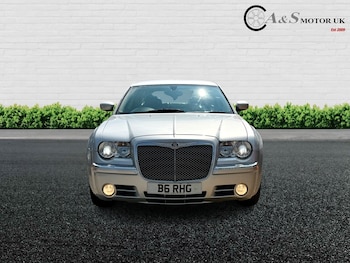 Used Chrysler 300C 2009 for sale - 79193569: Photo