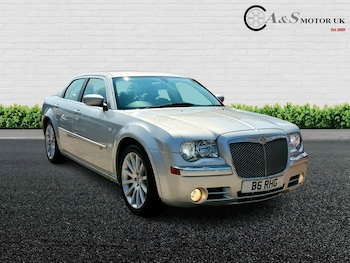 Used Chrysler 300C 2009 for sale - 79193569: Photo