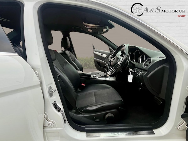 Used Mercedes-Benz C Class 2013 for sale - 76242911: Photo 11