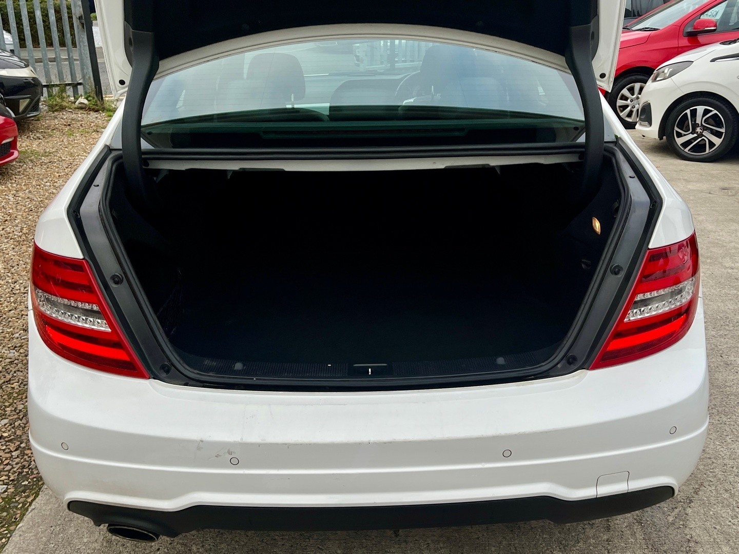 Used Mercedes-Benz C Class 2013 for sale - 76242911: Photo 20