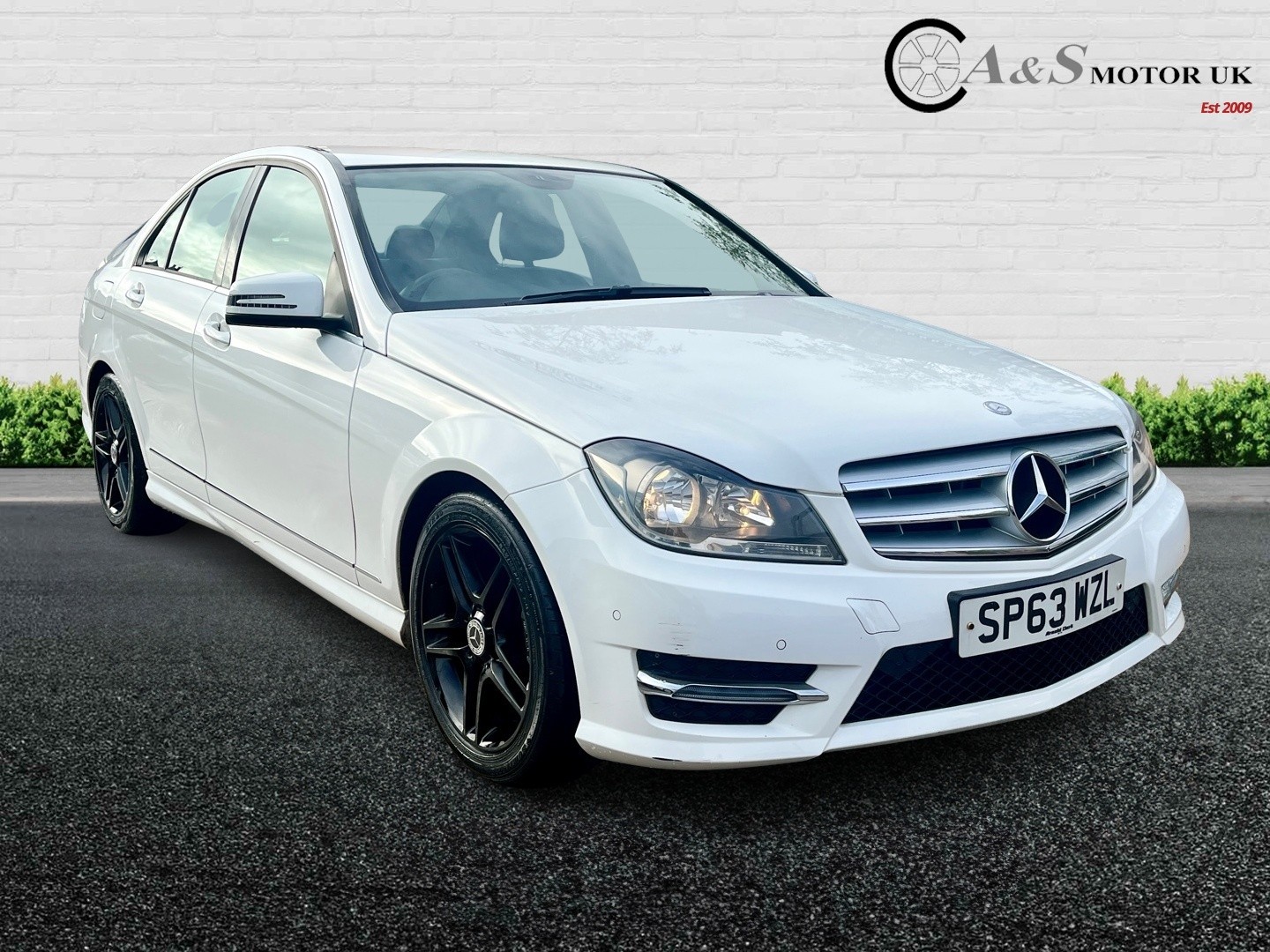 Used Mercedes-Benz C Class 2013 for sale - 76242911: Photo 3