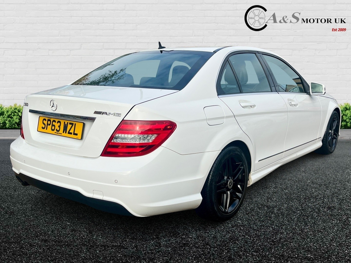 Used Mercedes-Benz C Class 2013 for sale - 76242911: Photo 4