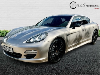 Porsche - Panamera