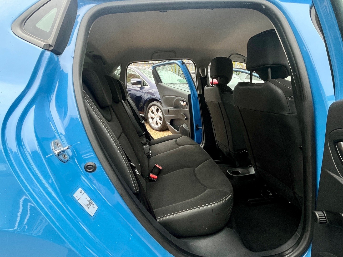 Used Renault Clio 2016 for sale - 76418404: Photo 16