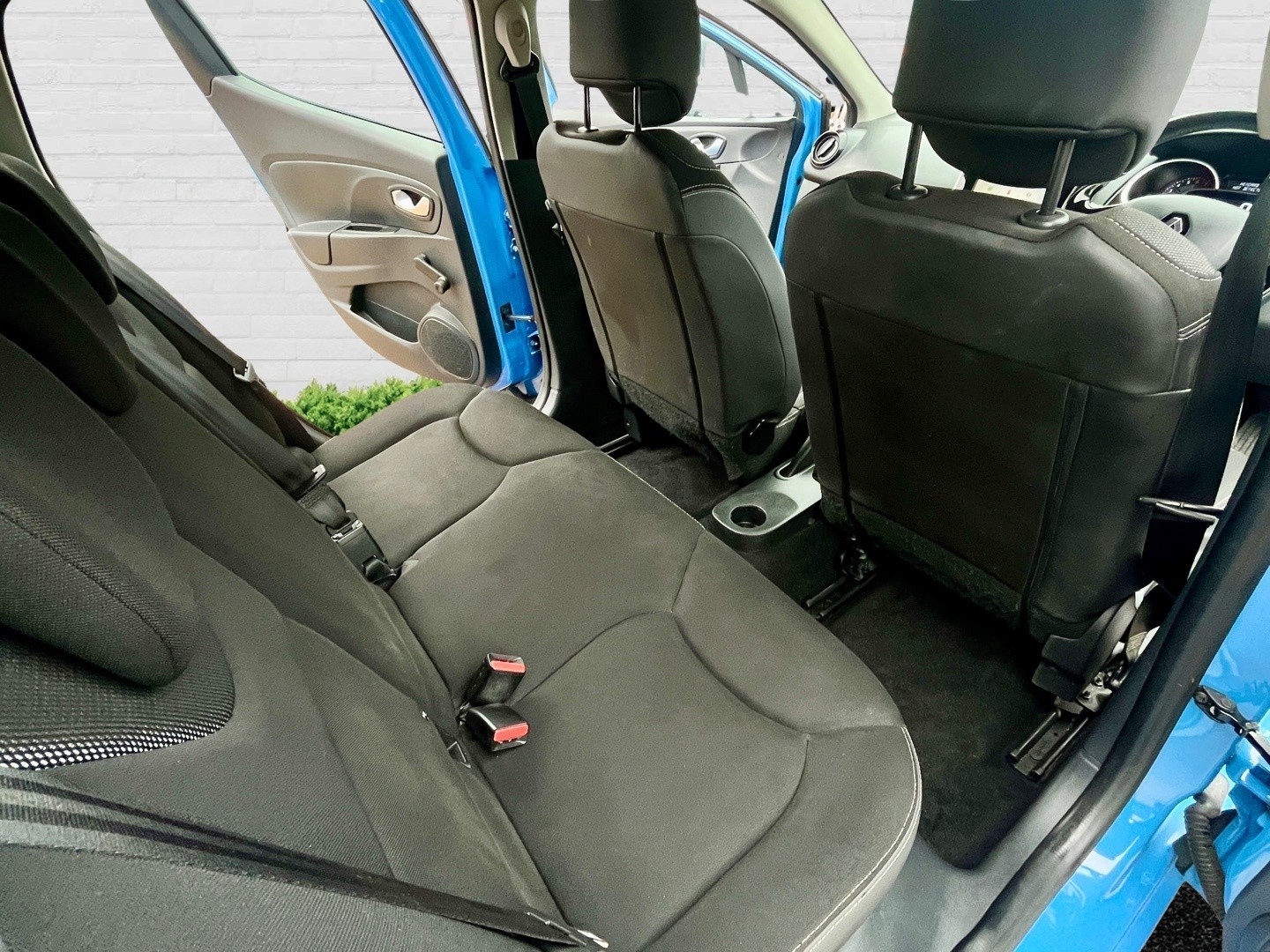 Used Renault Clio 2016 for sale - 76418404: Photo 17