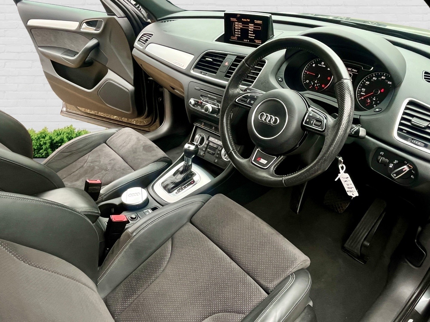 Used Audi Q3 2013 for sale - 77721218: Photo 16