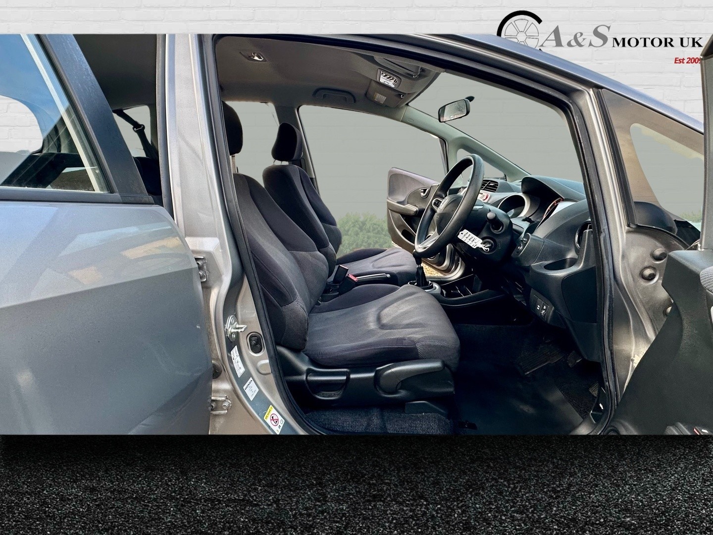 Used Honda Jazz 2009 for sale - 77189224: Photo 10