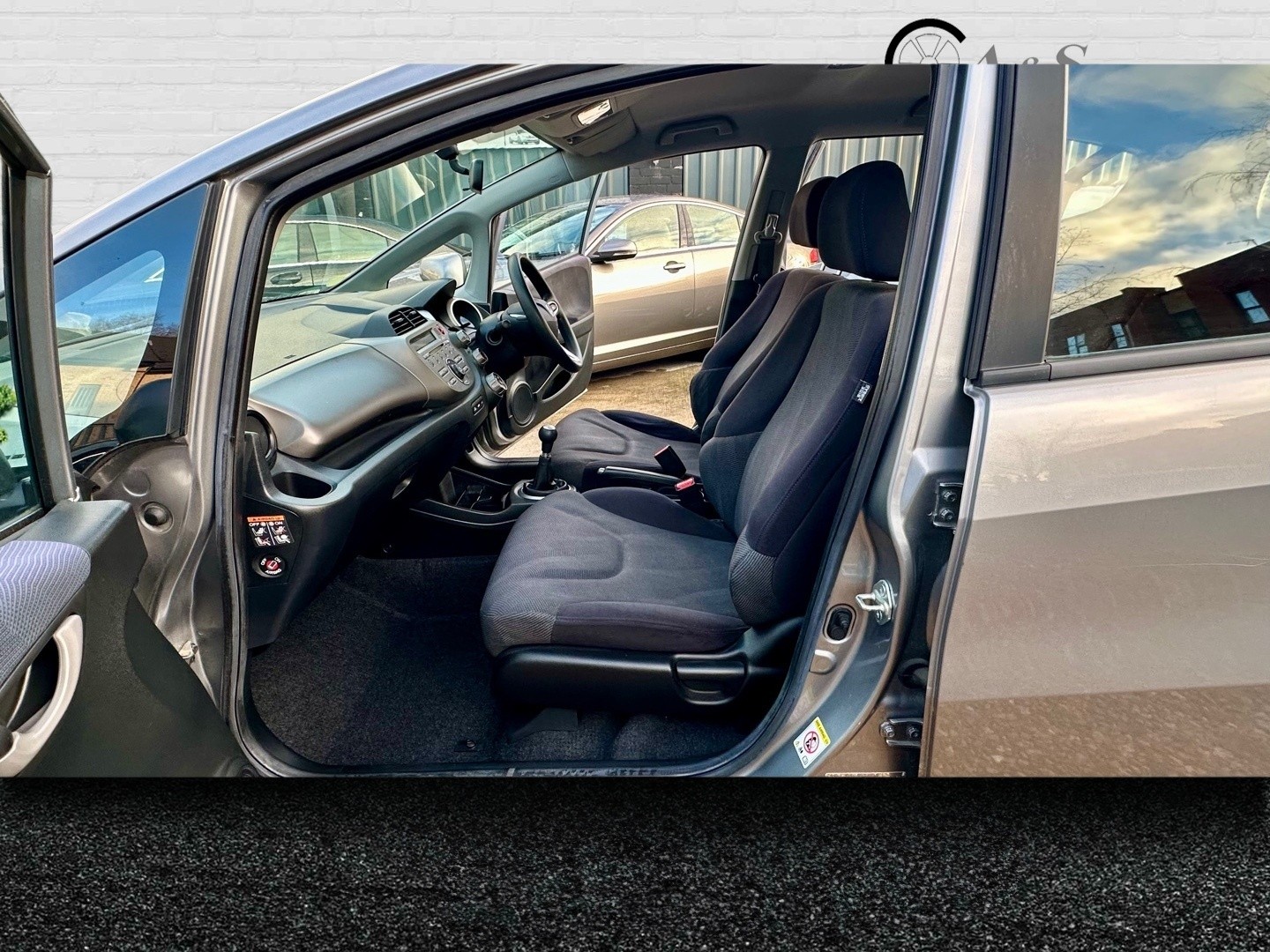 Used Honda Jazz 2009 for sale - 77189224: Photo 13