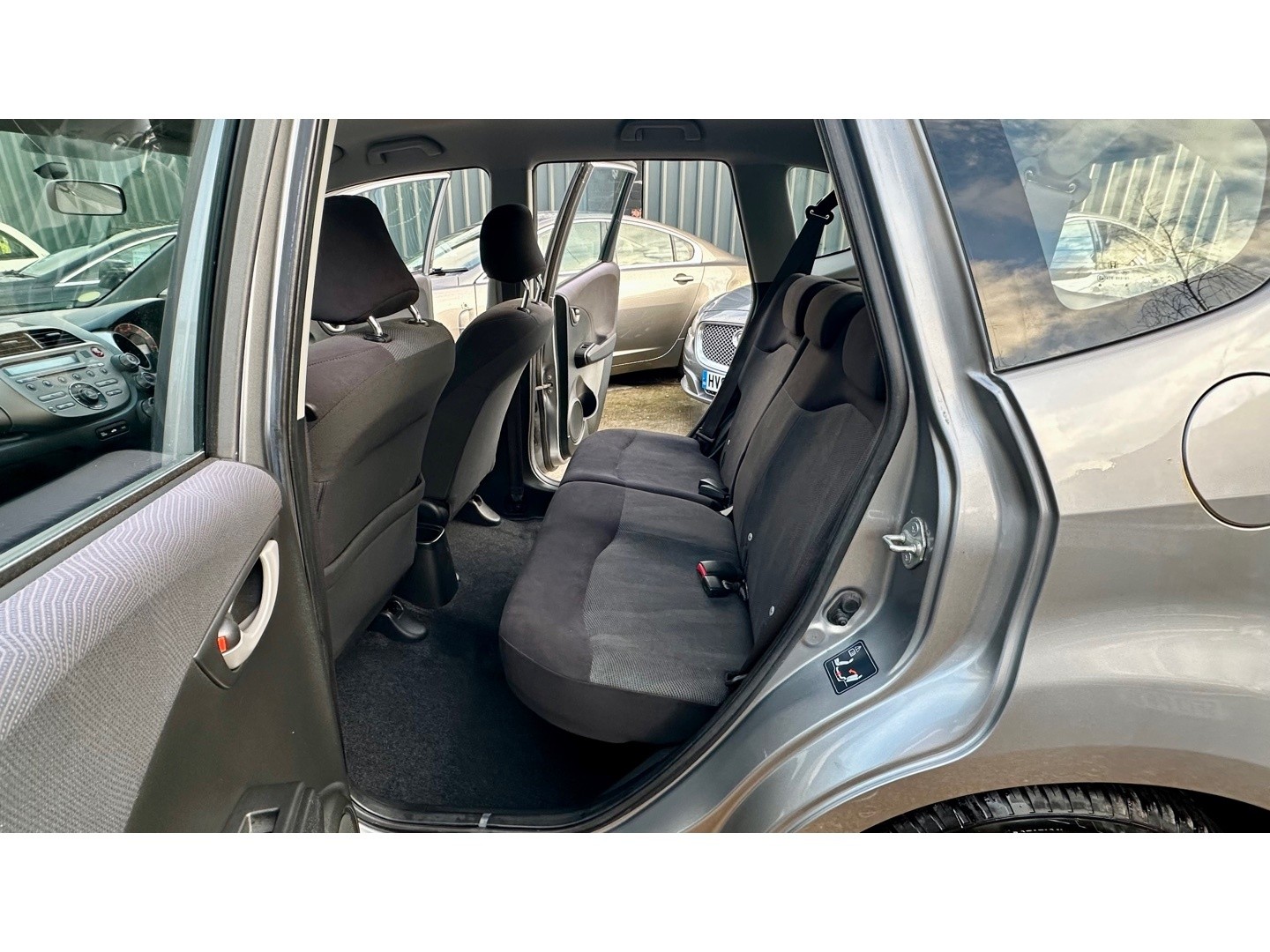 Used Honda Jazz 2009 for sale - 77189224: Photo 17