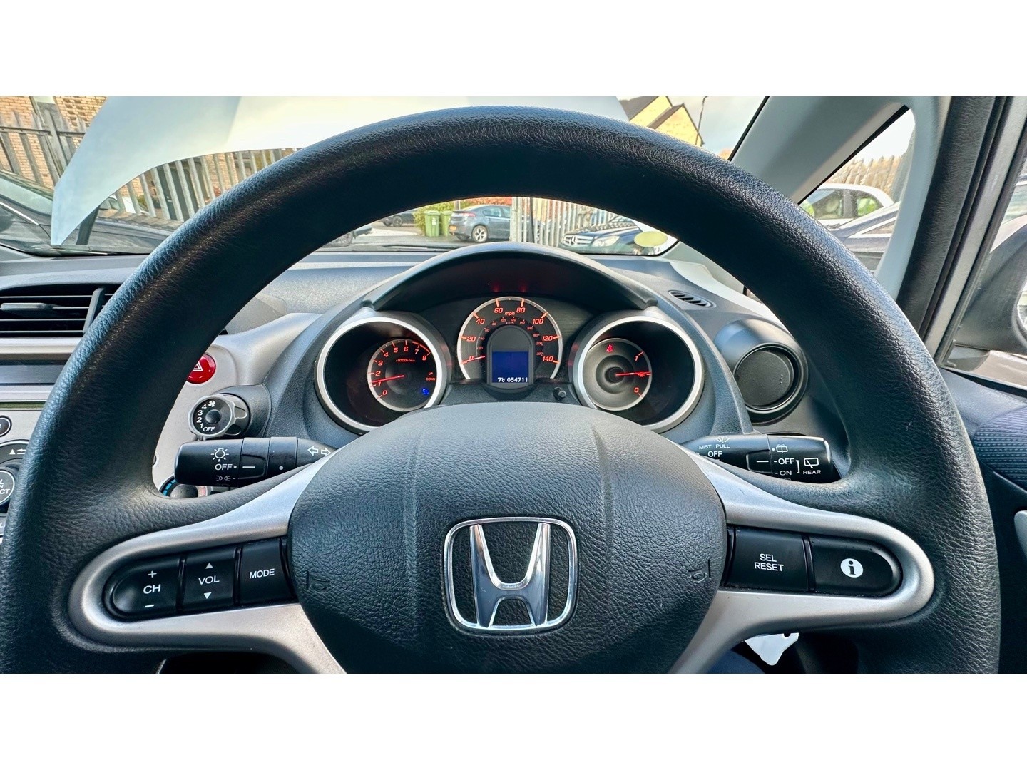 Used Honda Jazz 2009 for sale - 77189224: Photo 8