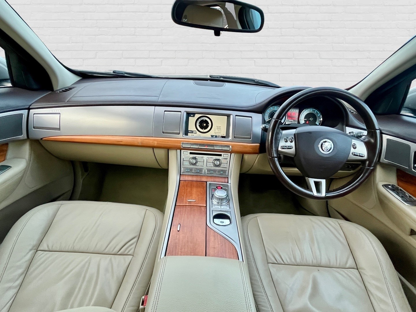 Used Jaguar XF 2010 for sale - 76762167: Photo 10