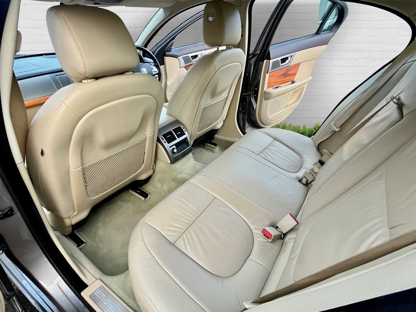 Used Jaguar XF 2010 for sale - 76762167: Photo 19