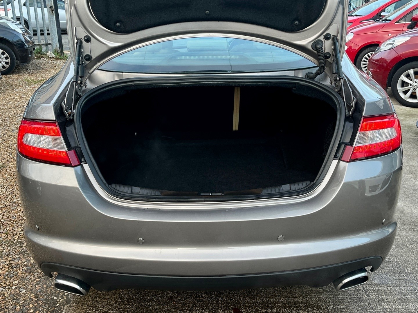 Used Jaguar XF 2010 for sale - 76762167: Photo 20