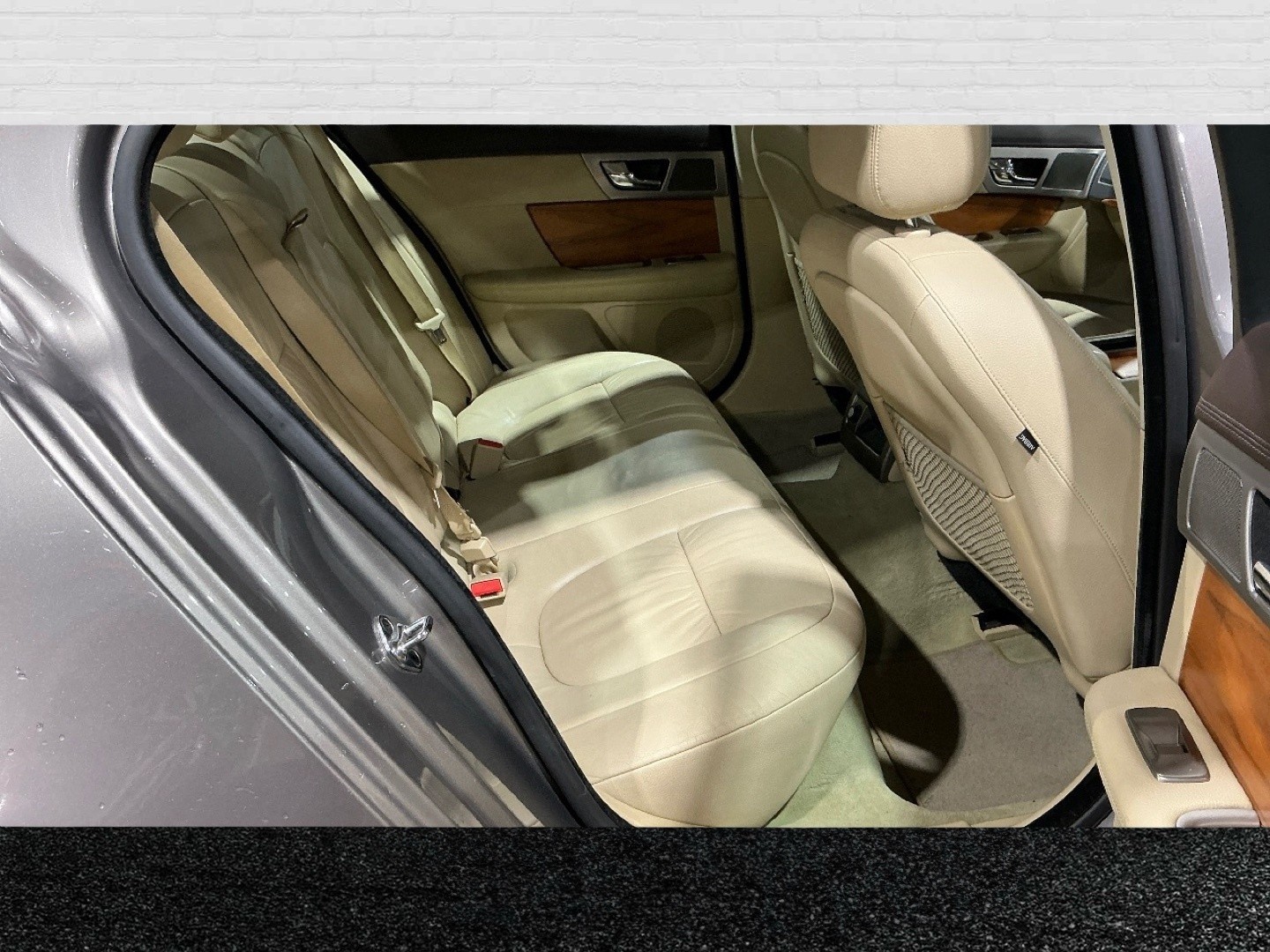 Used Jaguar XF 2010 for sale - 76762167: Photo 7