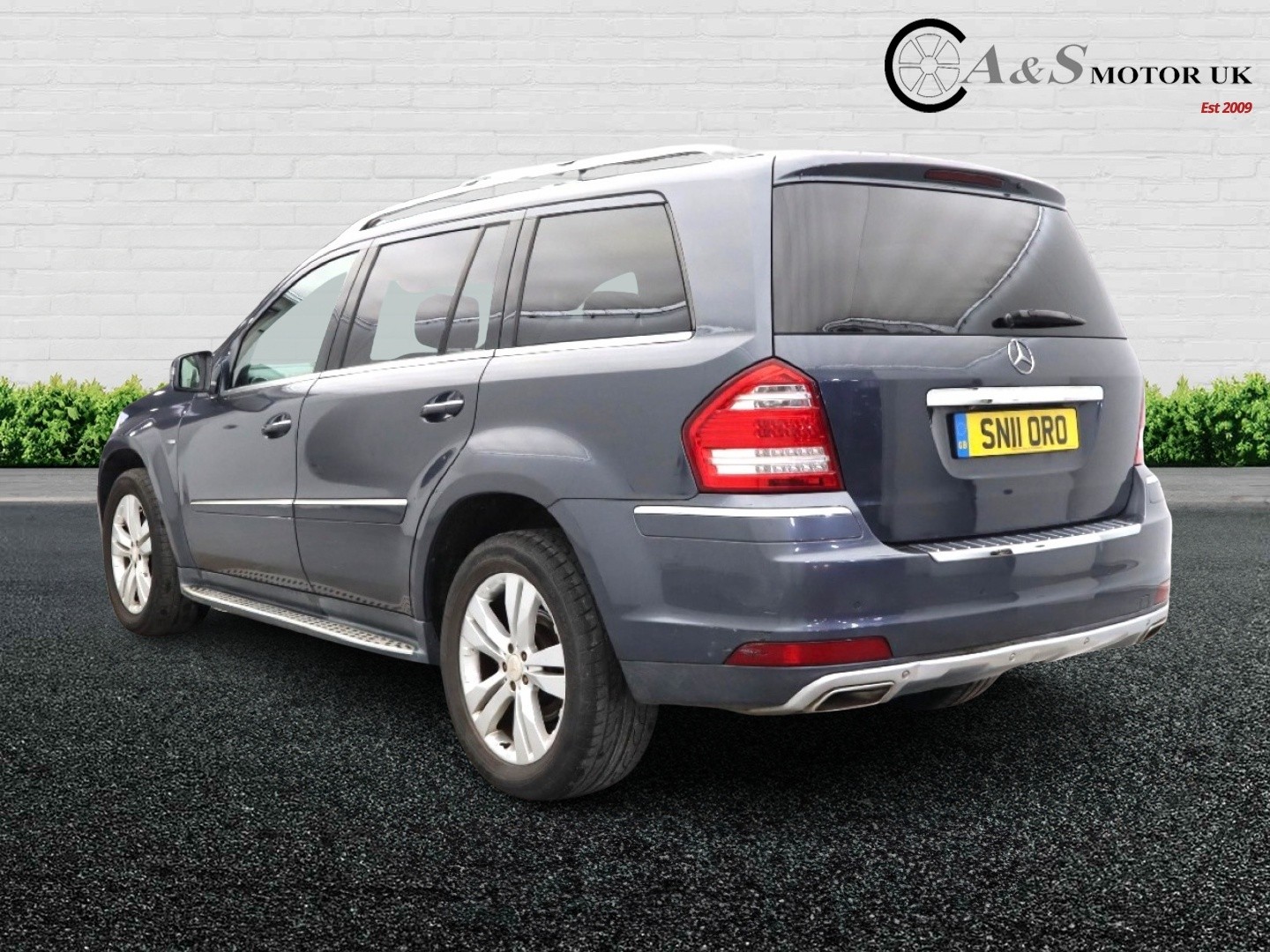 Used Mercedes-Benz GL Class 2011 for sale - 77045386: Photo 4