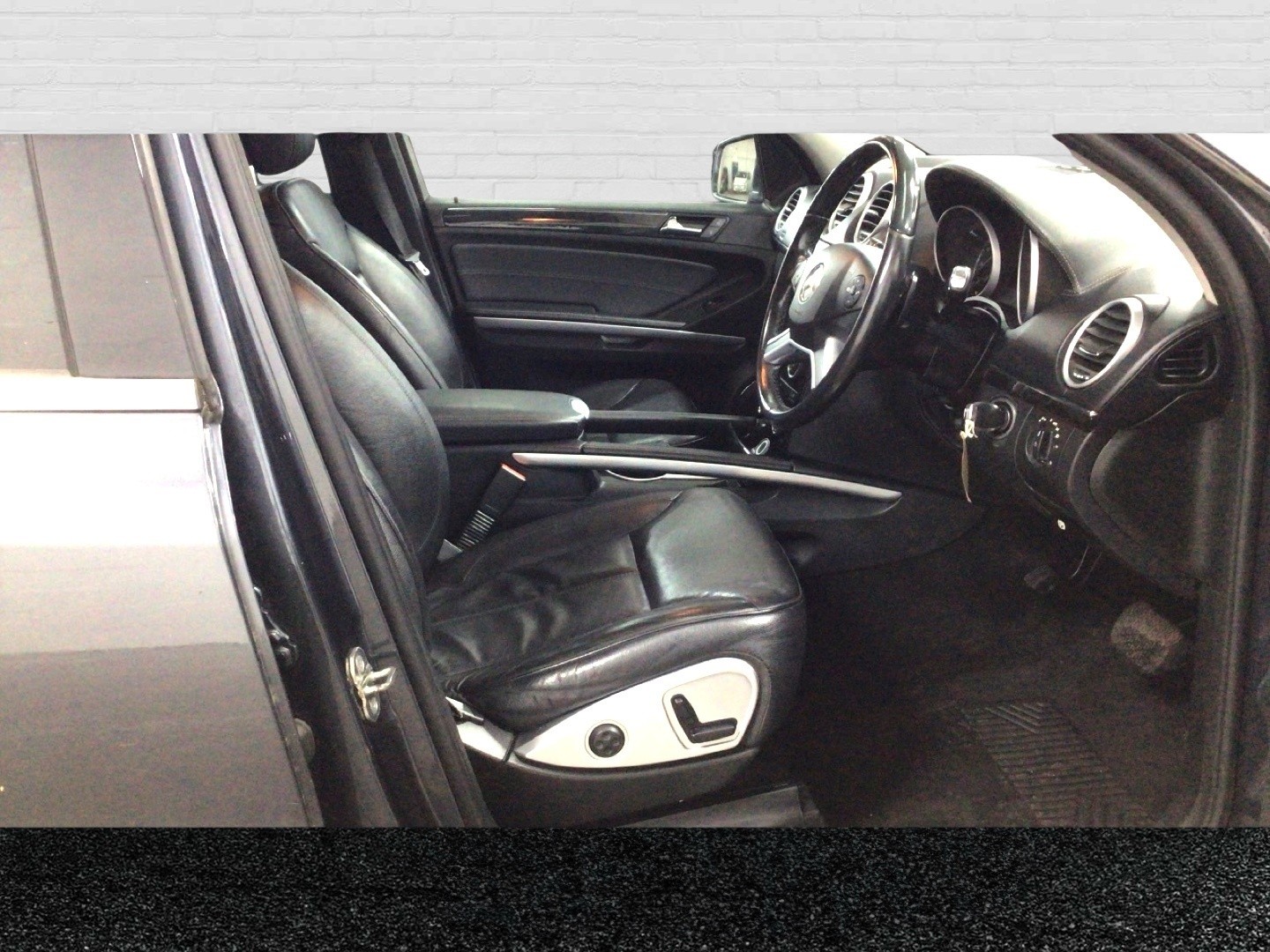Used Mercedes-Benz GL Class 2011 for sale - 77045386: Photo 7