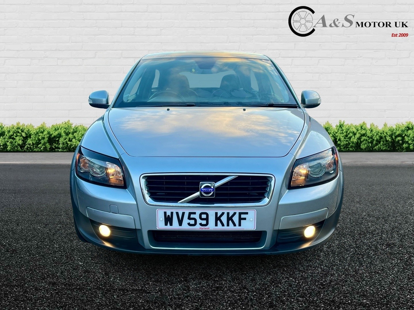 Used Volvo C30 2009 for sale - 76762158: Photo 2