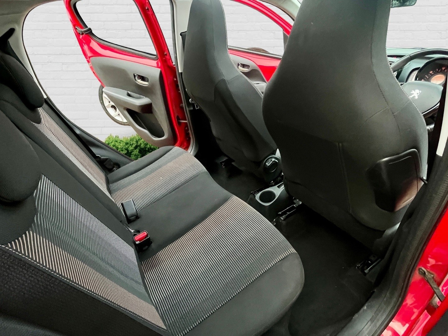 Used Peugeot 108 2015 for sale - 76748251: Photo 18