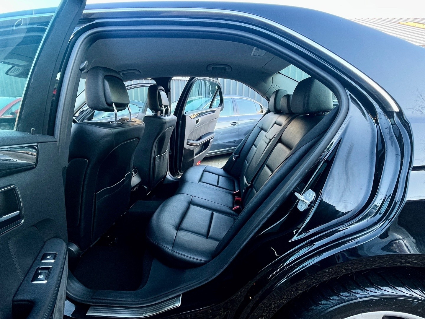 Used Mercedes-Benz E Class 2010 for sale - 76769813: Photo 18