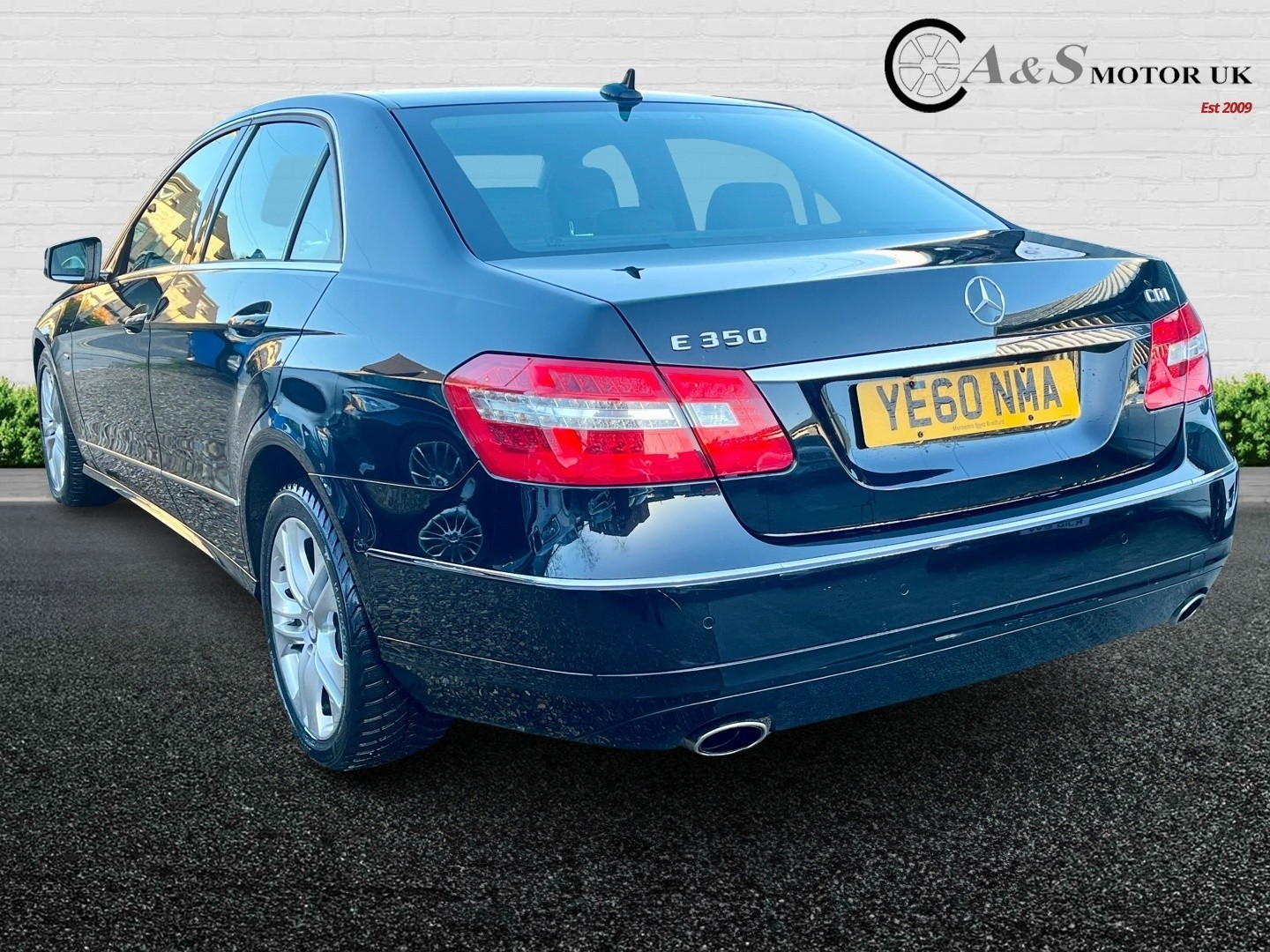 Used Mercedes-Benz E Class 2010 for sale - 76769813: Photo 6