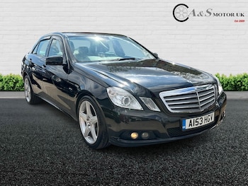 Used Mercedes-Benz E Class 2009 for sale - 79463370: Photo