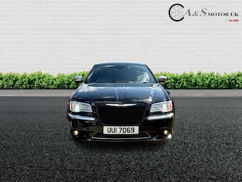 Used Chrysler 300C 2013 for sale - 79614582: Photo