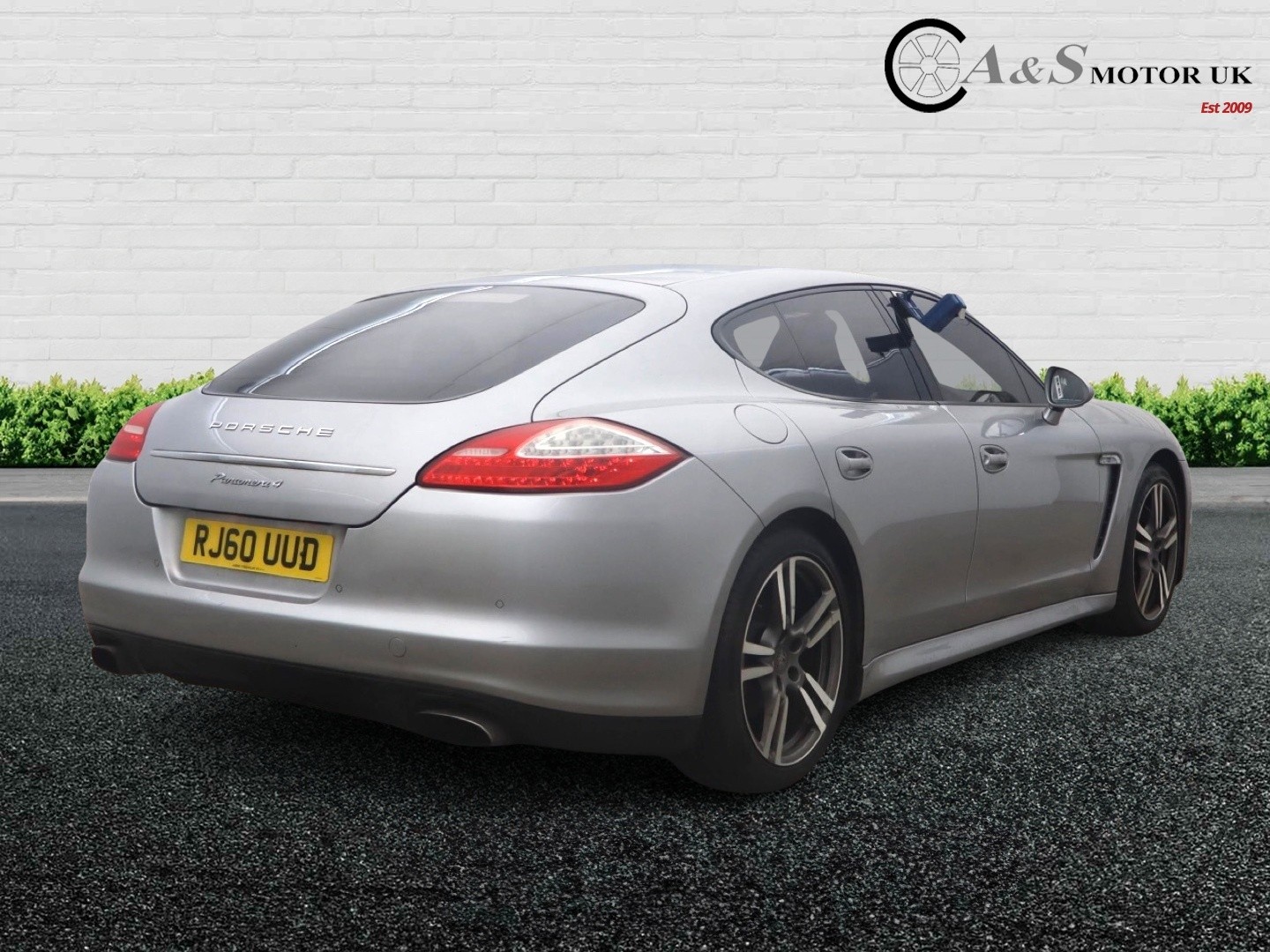 Used Porsche Panamera 2011 for sale - 78084452: Photo 3