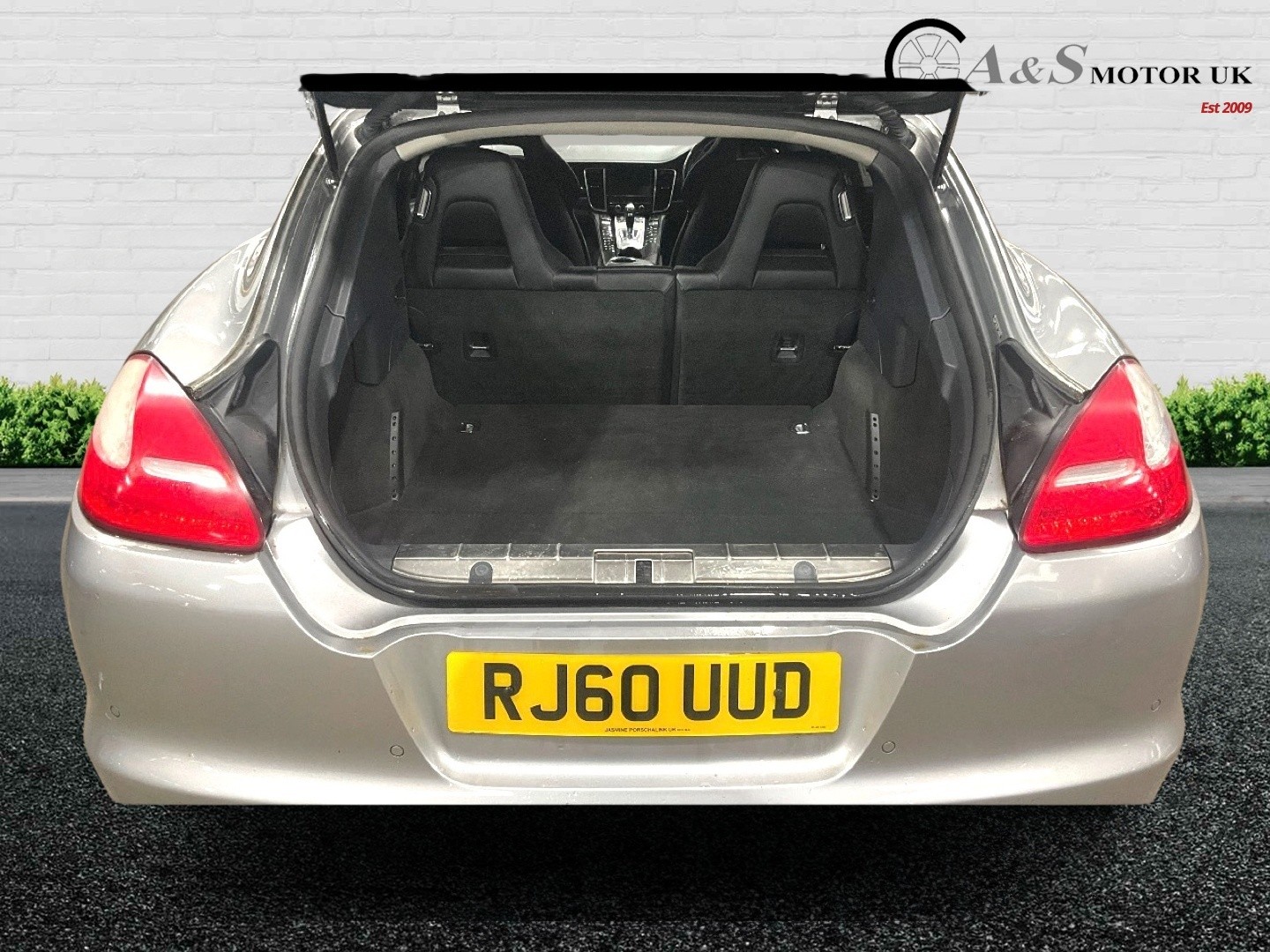 Used Porsche Panamera 2011 for sale - 78084452: Photo 8