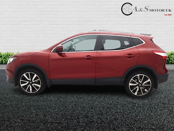 Used Nissan Qashqai 2015 for sale - 77474870: Photo