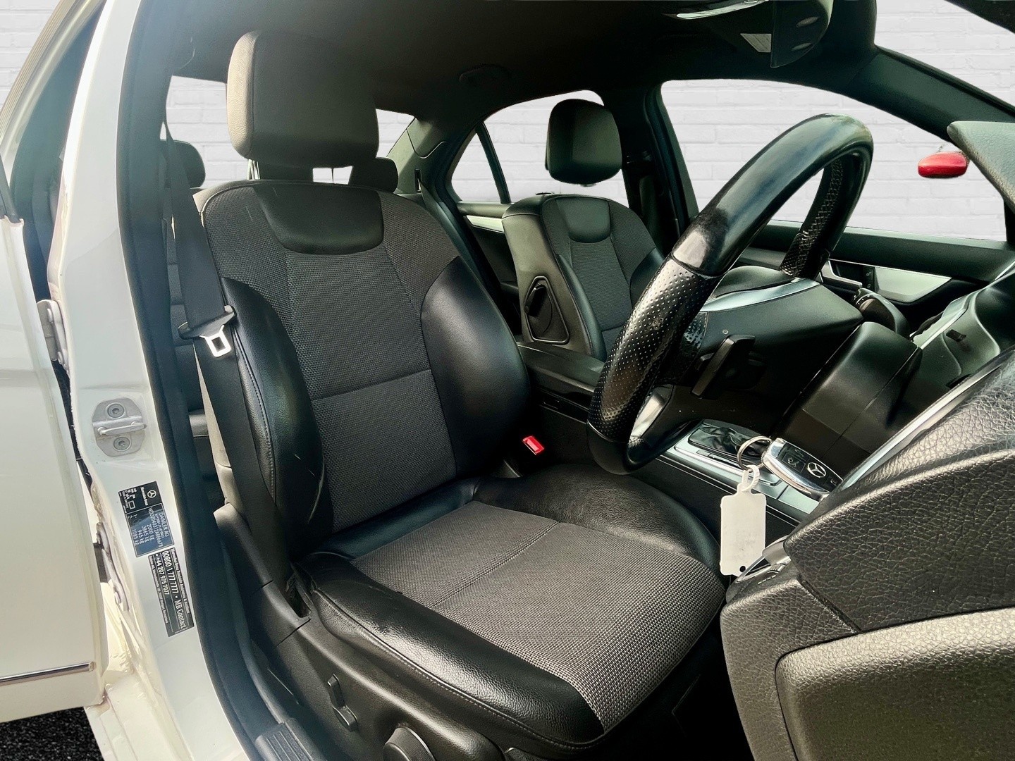 Used Mercedes-Benz C Class 2013 for sale - 77277265: Photo 11