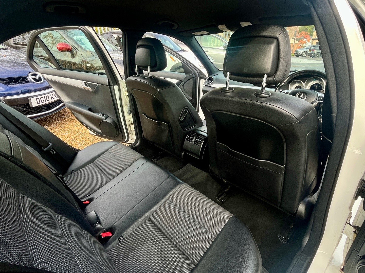 Used Mercedes-Benz C Class 2013 for sale - 77277265: Photo 15