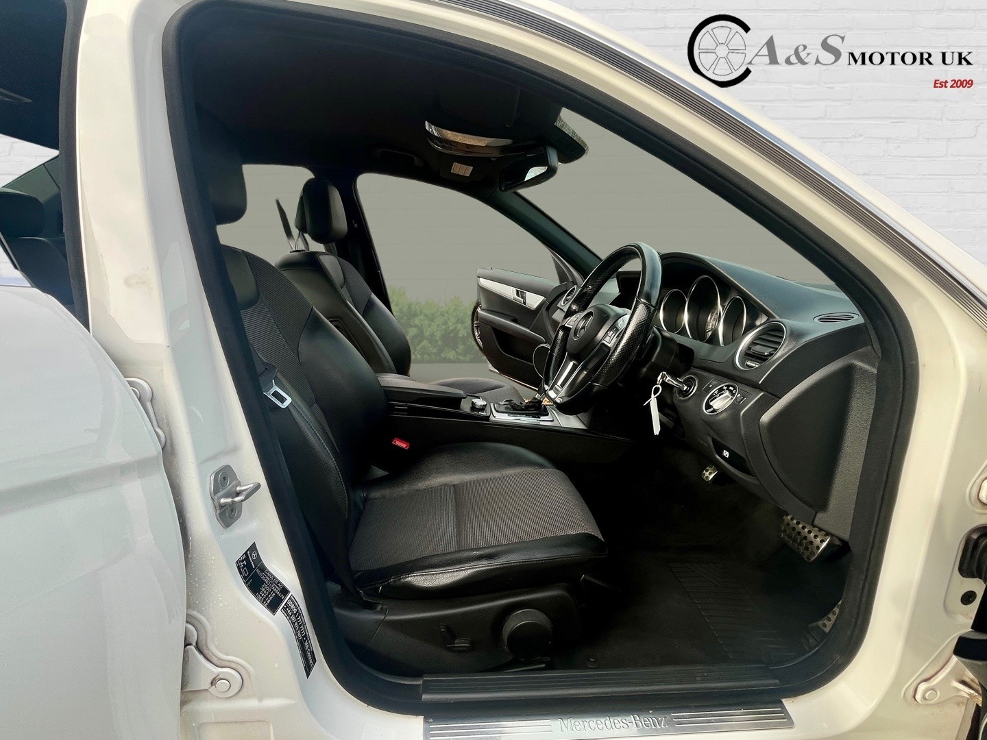 Used Mercedes-Benz C Class 2013 for sale - 77277265: Photo 9