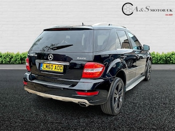 Used Mercedes-Benz M Class 2010 for sale - 76281354: Photo