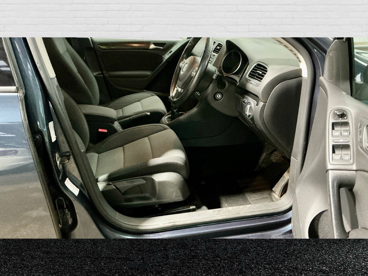 Used Volkswagen Golf 2011 for sale - 77277402: Photo 8