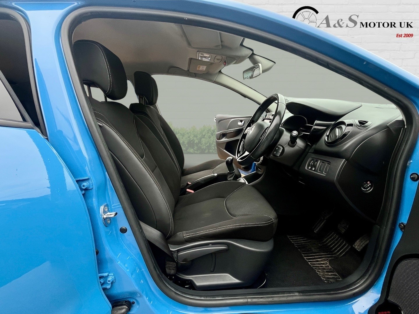 Used Renault Clio 2016 for sale - 76536753: Photo 11