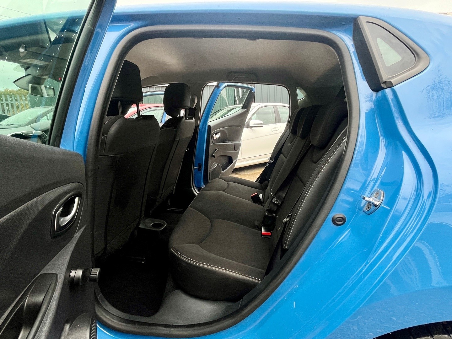 Used Renault Clio 2016 for sale - 76536753: Photo 18