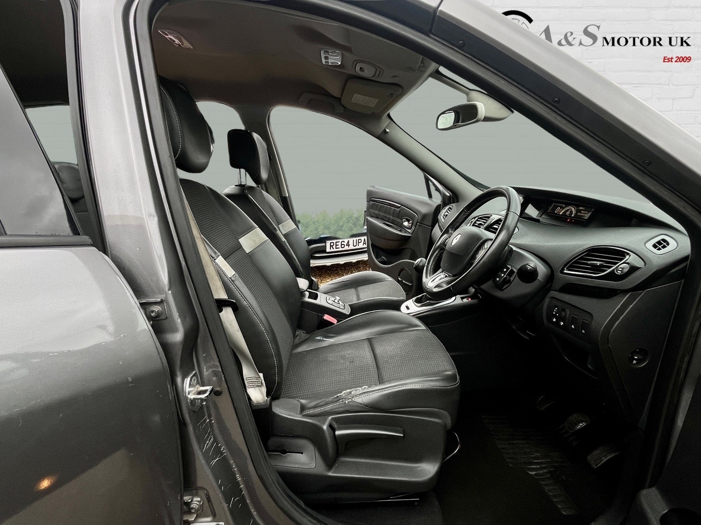 Used Renault Grand Scenic 2014 for sale - 77189235: Photo 11