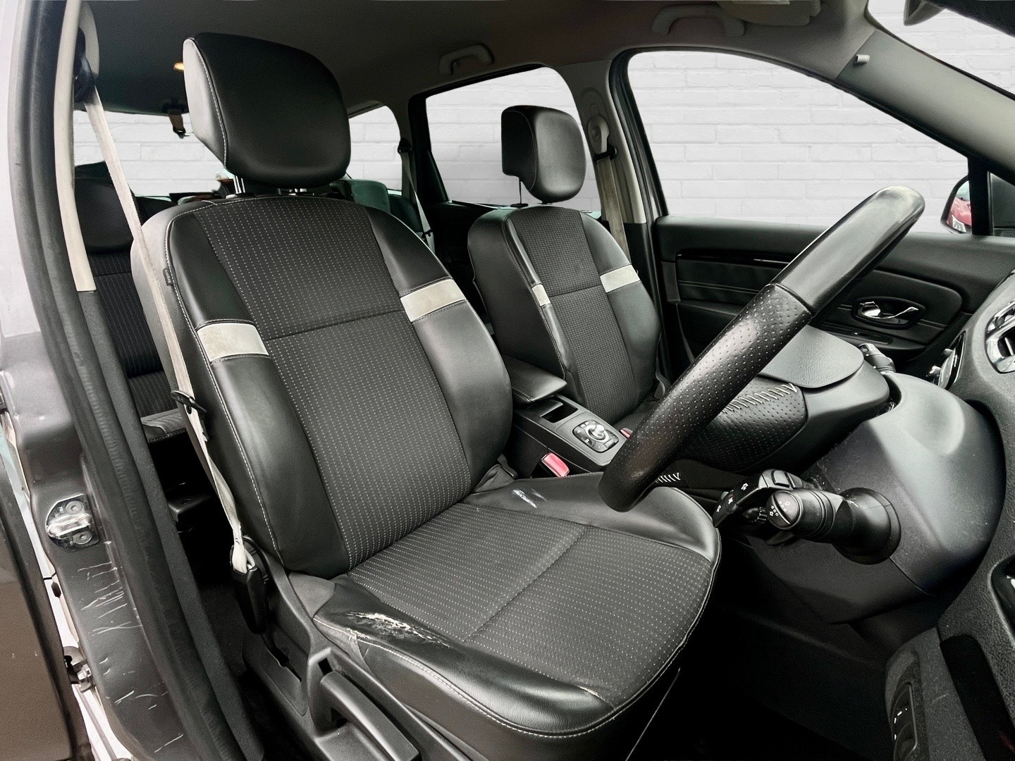 Used Renault Grand Scenic 2014 for sale - 77189235: Photo 13