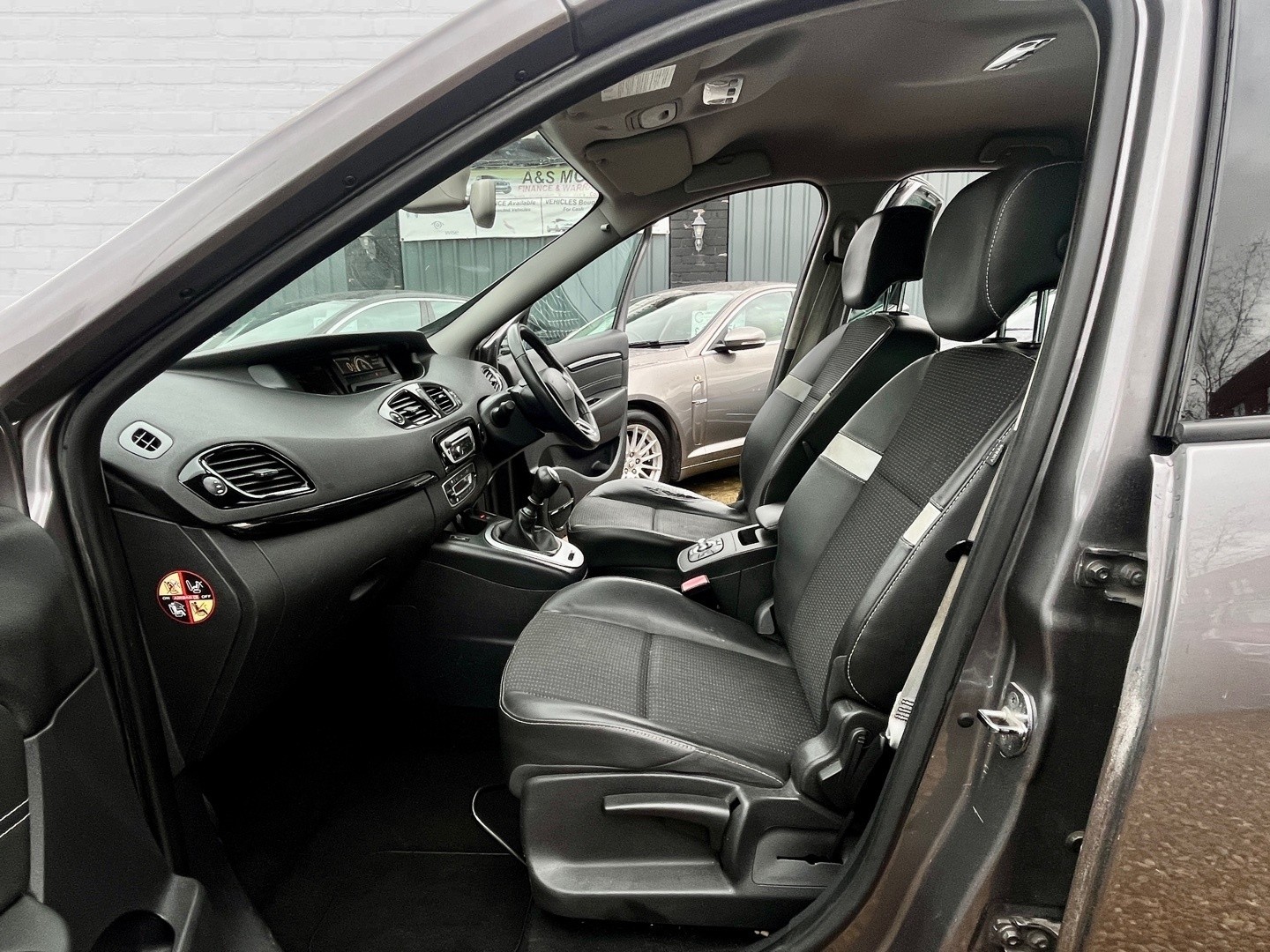 Used Renault Grand Scenic 2014 for sale - 77189235: Photo 14