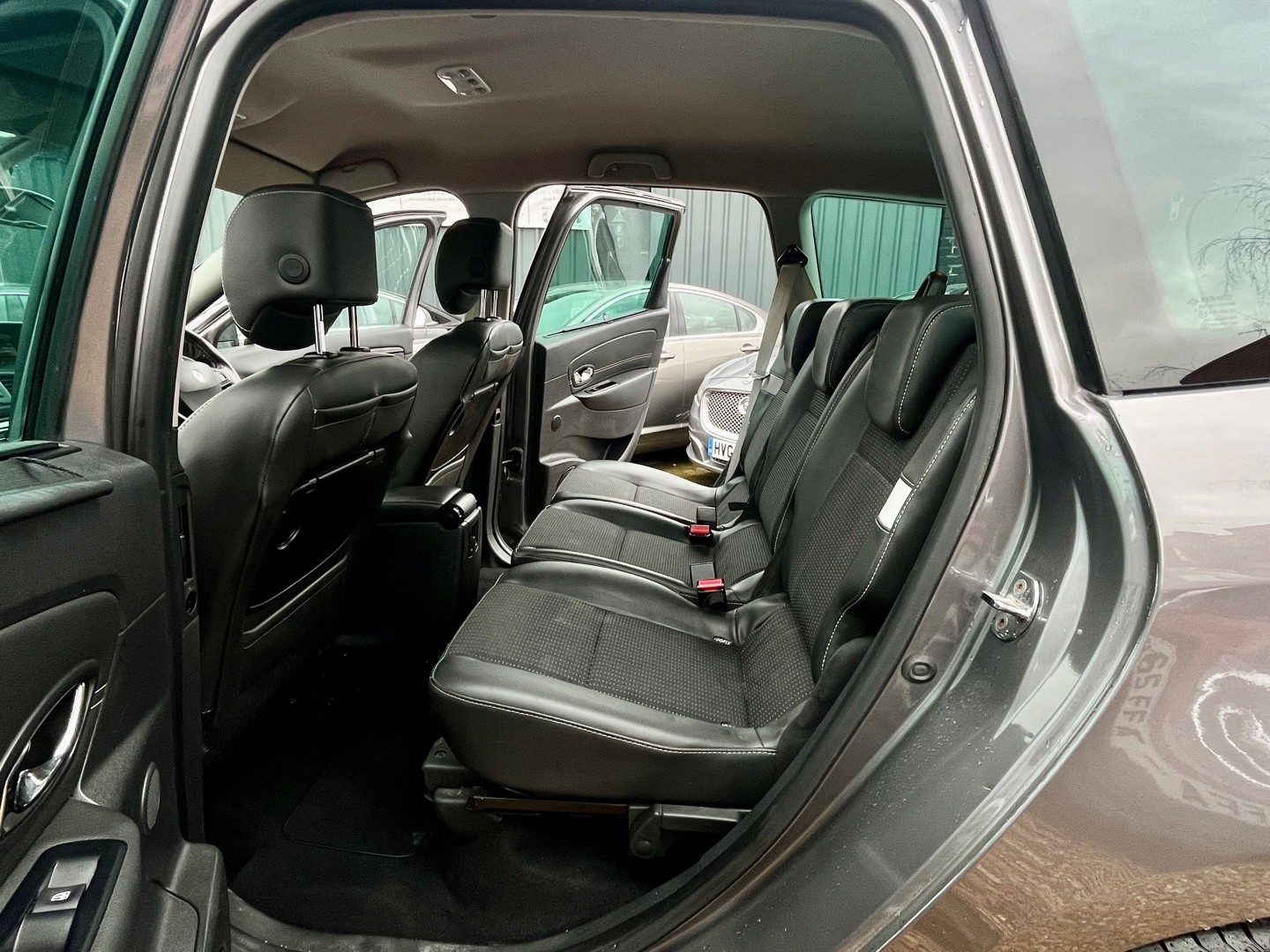 Used Renault Grand Scenic 2014 for sale - 77189235: Photo 18