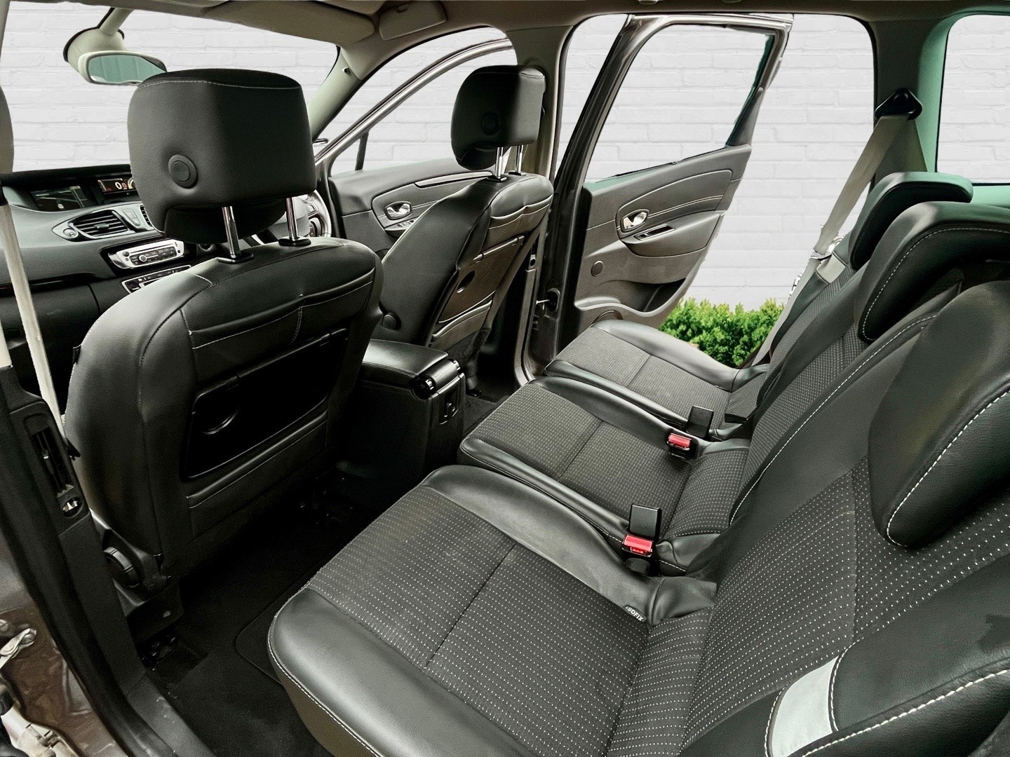 Used Renault Grand Scenic 2014 for sale - 77189235: Photo 19