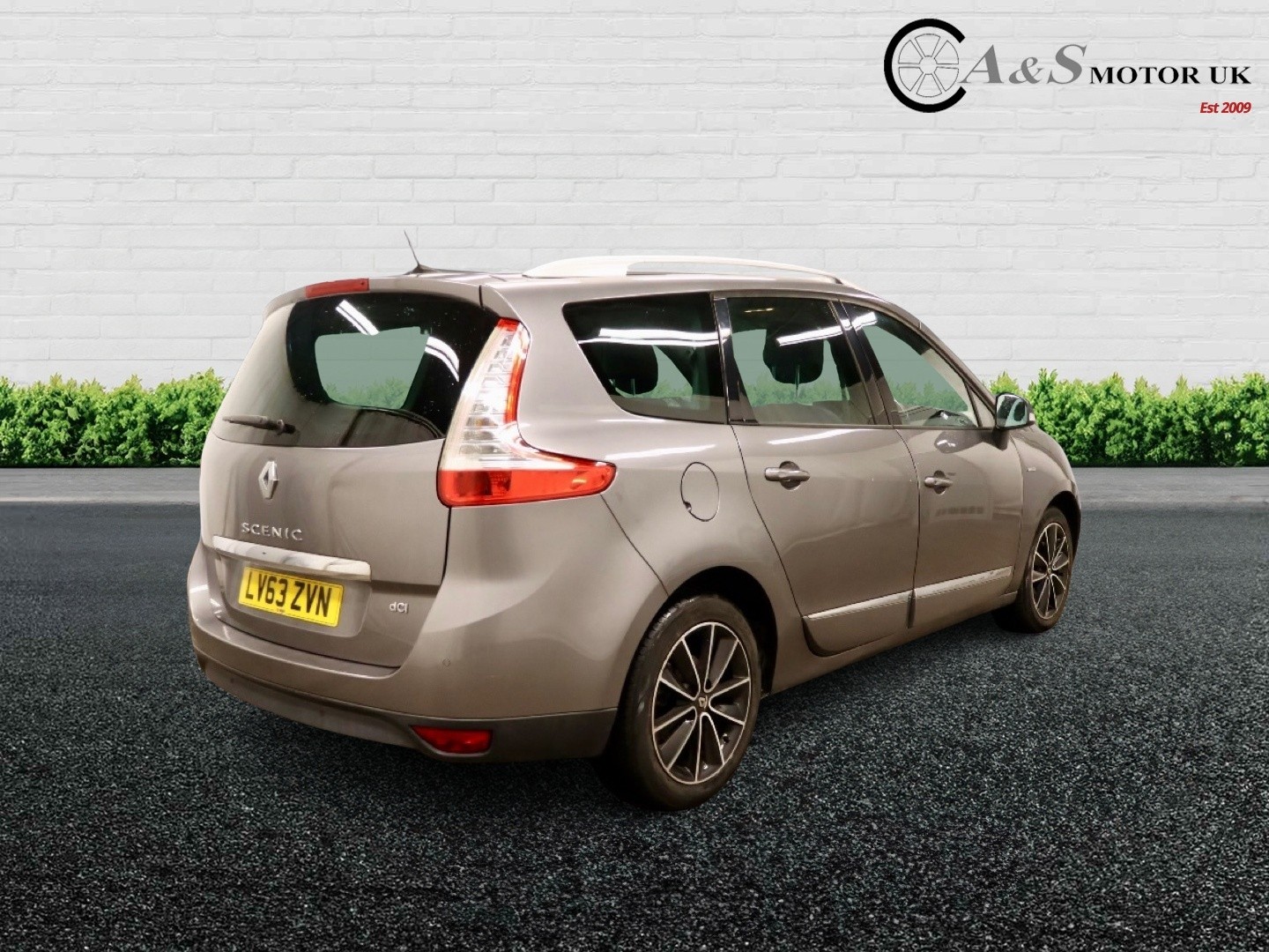 Used Renault Grand Scenic 2014 for sale - 77189235: Photo 3