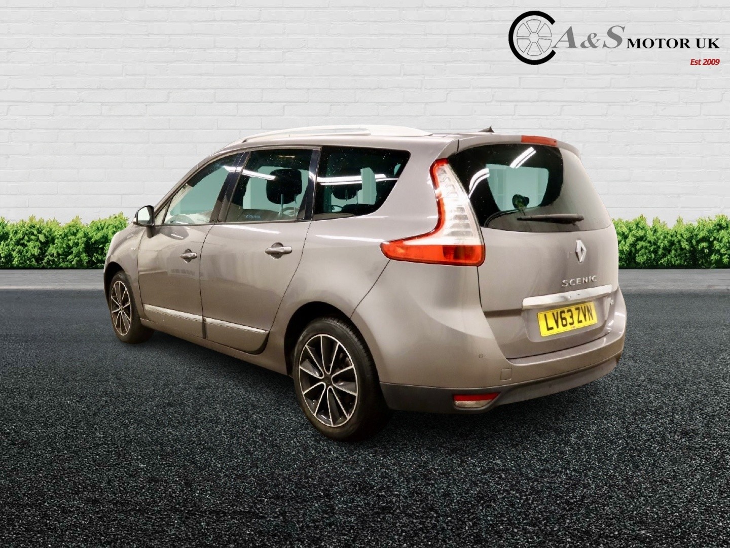 Used Renault Grand Scenic 2014 for sale - 77189235: Photo 4